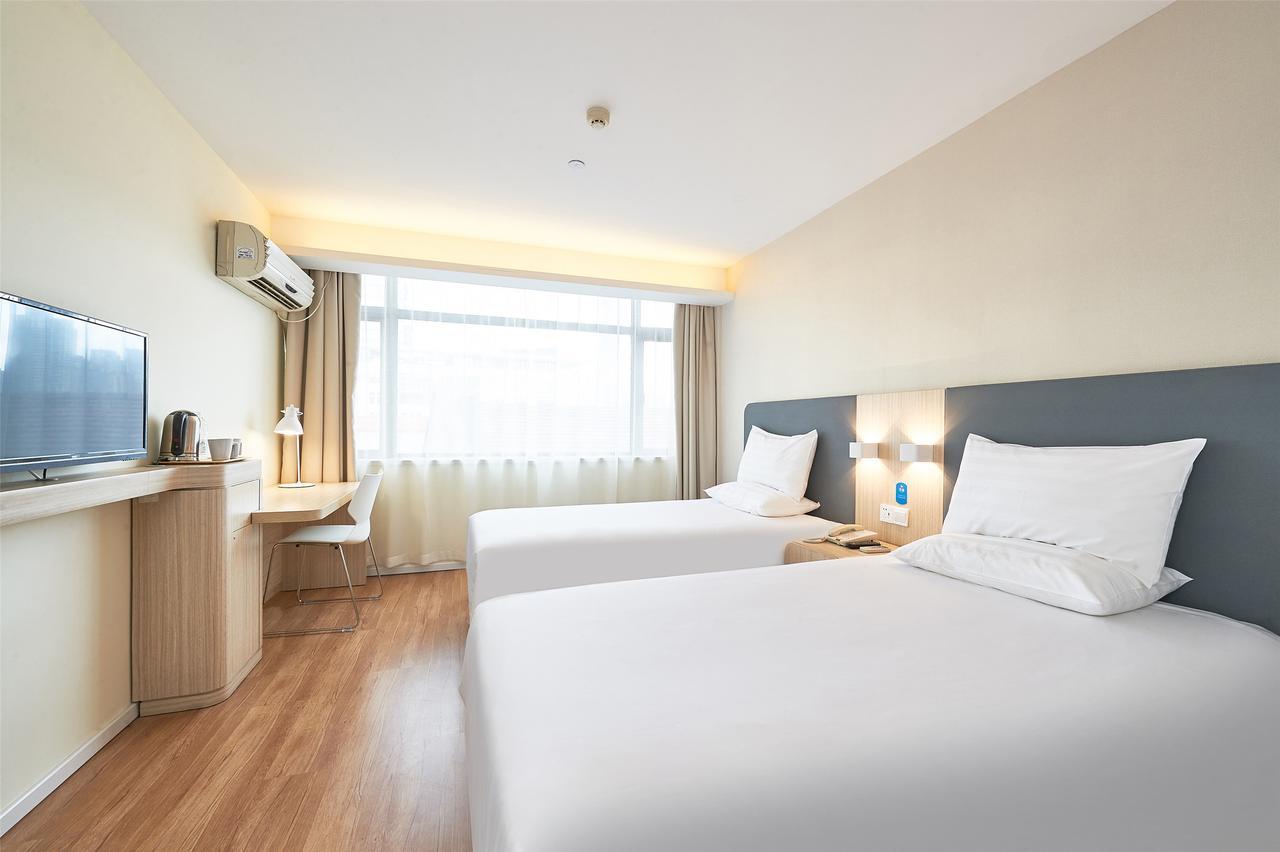 Hanting Hotel Shanghai Chunsha Jinhui Plaza Exteriör bild