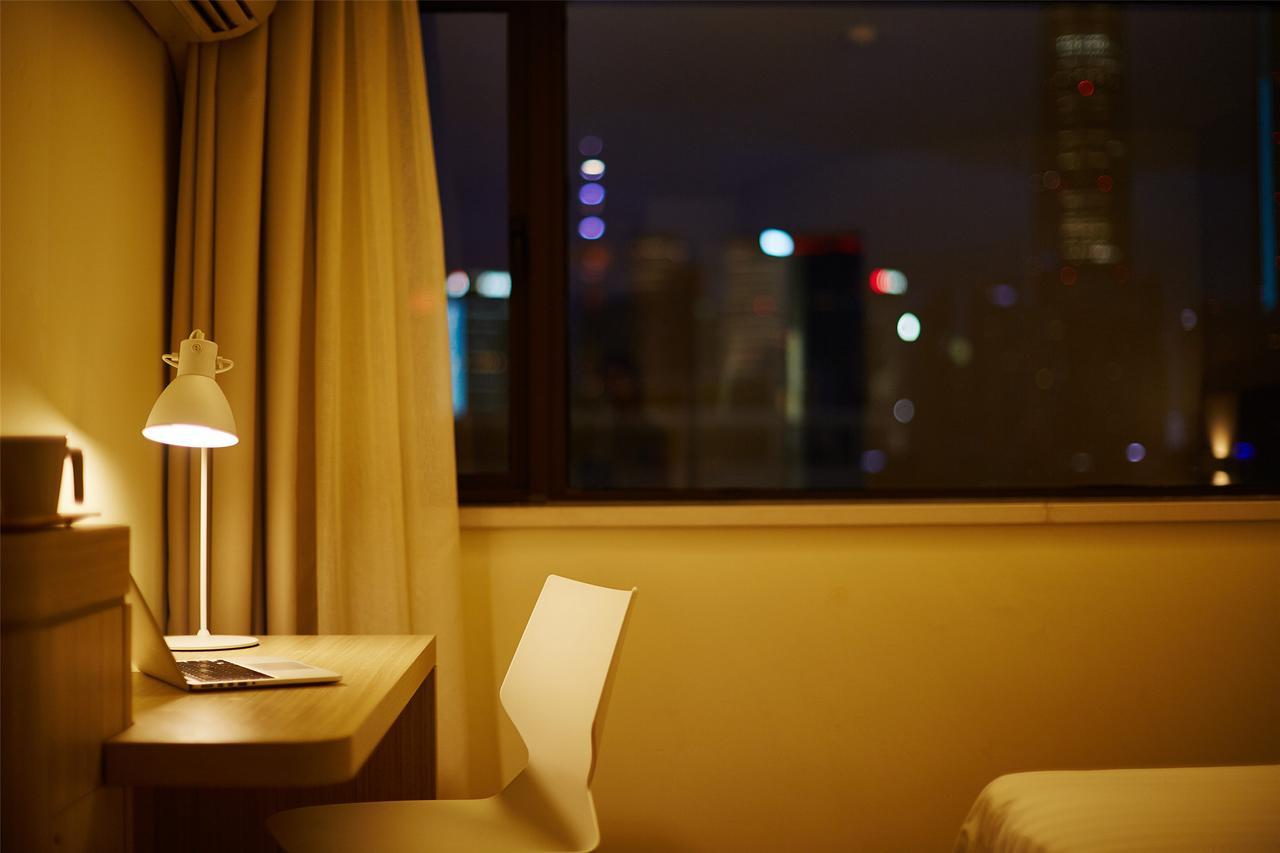 Hanting Hotel Shanghai Chunsha Jinhui Plaza Exteriör bild